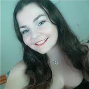 Je suis une jeune femme de 20ans étant en 2eme année de psychologie. Ayant redoublé mon année je dispose d’énormément de temps libre et c’est donc pour ça que je souhaiterais donner des cours. J’ai toujours voulu être professeur car j’aime partager mes co